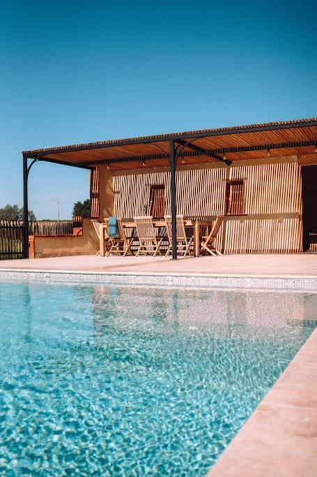 L'Heritier, Maison Climatisee, 12Pers Avec Piscine Vila Marzens Exterior foto
